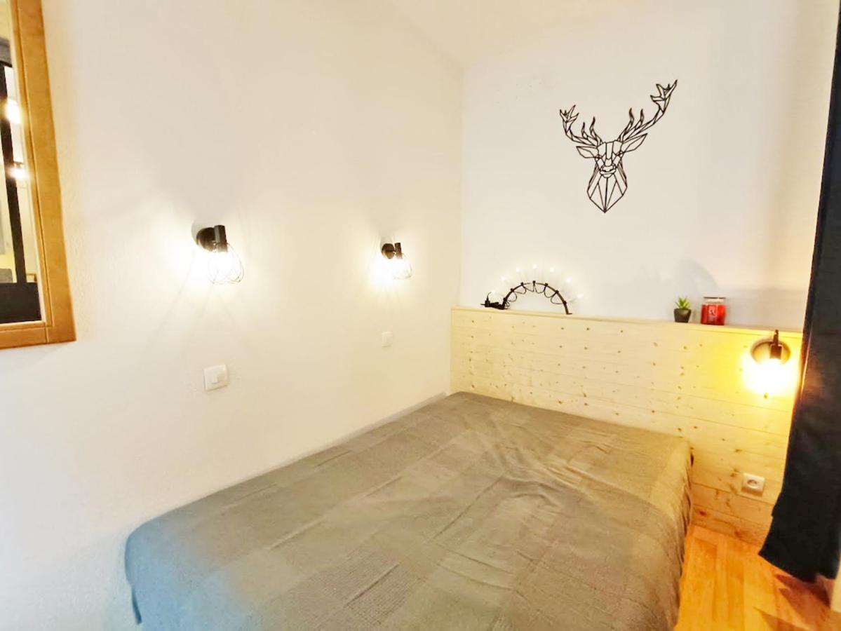La Maladeta, T2, Wifi, Ascenseur, Casier A Skis, 4 Personnes Apartment