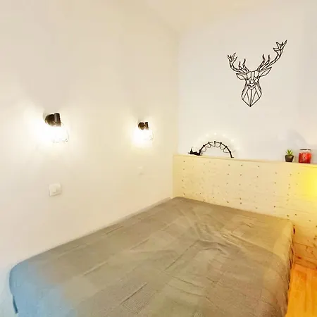 La Maladeta, T2, Wifi, Ascenseur, Casier A Skis, 4 Personnes Bagneres-de-Luchon Exterior photo
