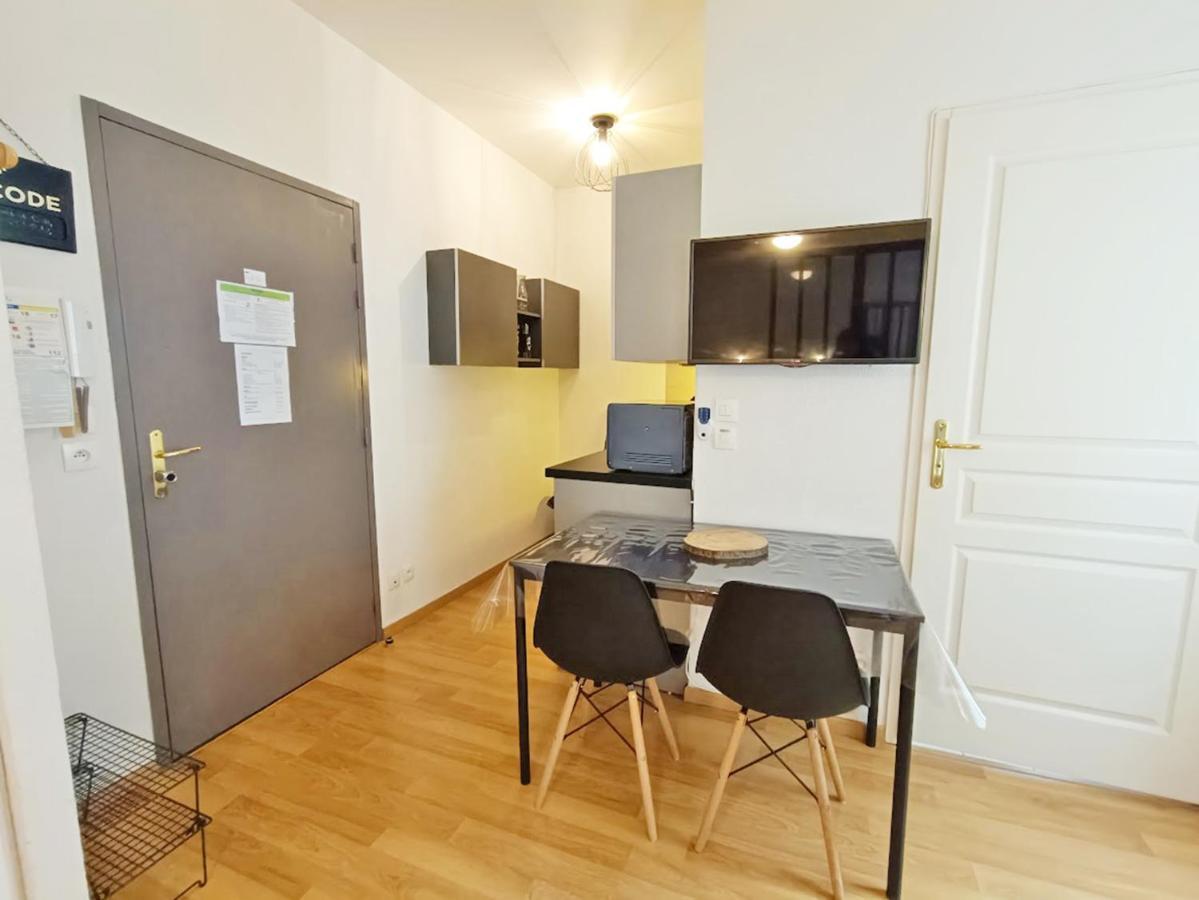 La Maladeta, T2, Wifi, Ascenseur, Casier A Skis, 4 Personnes Apartment *
